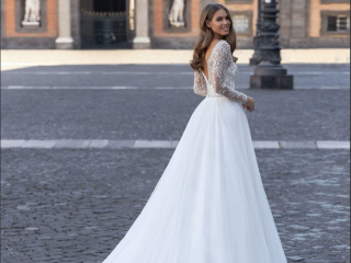 Monica Loretti robe de mari&eacute;e chic