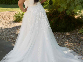 Robe de mari&eacute;e Tr&egrave;s Chic
