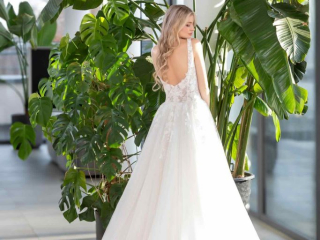 FLEUR DOS robe de mariée Maxims Paris - Juste une promesse