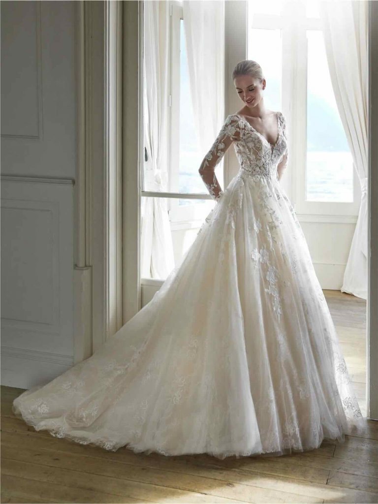 aenea_b Robe de mariée Saint Patrick